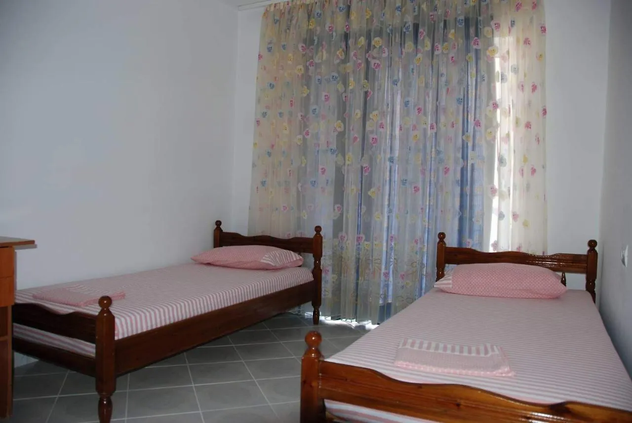 The Hill Apartment Sarande 5*,